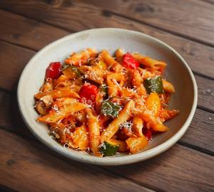 Mixed vegetable sauce pasta