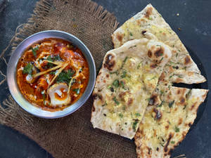 Paneer Tikka Masala [Half] + 2 Butter Naan