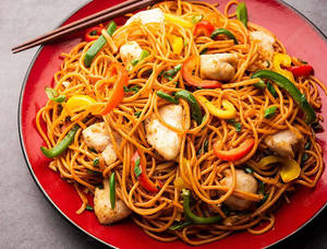 Chicken Schezwan Noodles