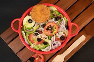 Gaia's Aloo Tikki Salad