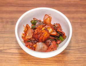 Chilli Chicken (8pc)