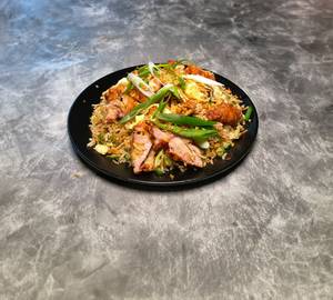Burnt Garlic Chicken Fried Rice