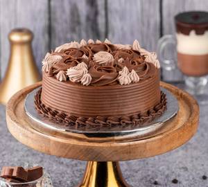 Milk chocolate flavour premium cakes