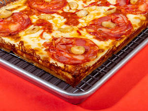 Go Go Chorizo  Pizza - Non Veg