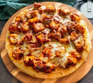 Paneer tikka pizza