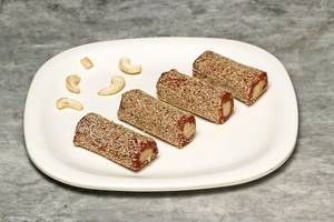 Anjeer Roll