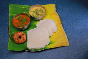 2 Cookie Idli with Sambar