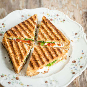 Masala Grilled Sandwich ( 4 Pieces )