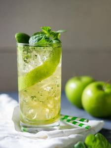 Green Apple Mojito