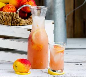 Peach Lemonade
