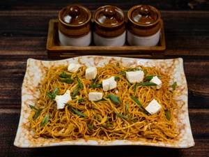 Paneer Singapuri Hakka Noodles