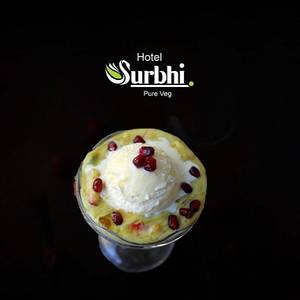 Fruit Custard With Ice Cream