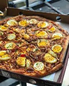 8" Egg Pizza