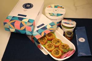 Aloo Til Naaz ( 6 Pcs)