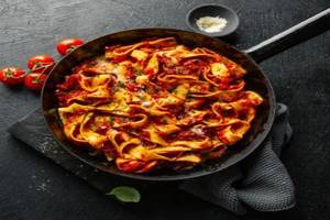 Tagliatelle Ai Pomodori (pasta In Arrabiata Sauce)
