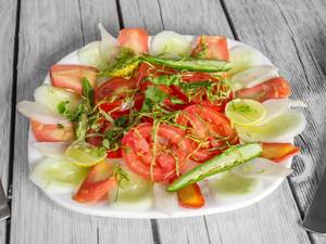 Fresh Garden Green Salad
