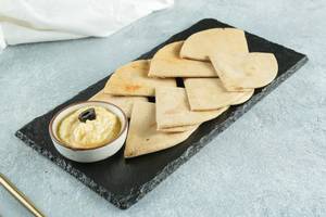 Pita (whole Wheat) With Hummus