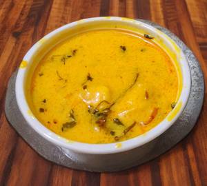 Kadi Pakoda