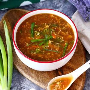 Veg hot and sour soup