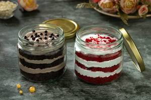 Red Velvet + Chocolate Chip Jar Cake