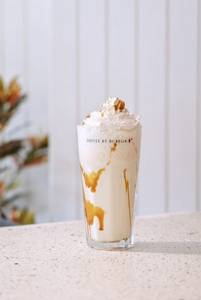 Salted Caramel Cheesecake Frappe