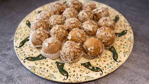 Panjeeri Laddu