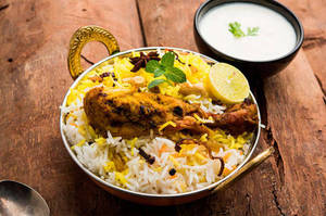 Chicken Biryani With Raita