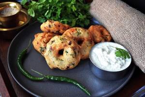 Medhu Vadai [breakfast]