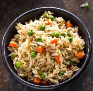 Veg Fried Rice [Golden Corn,Onions,Veggies]