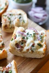 Chicken Jalapeno Cheese Garlic Bread