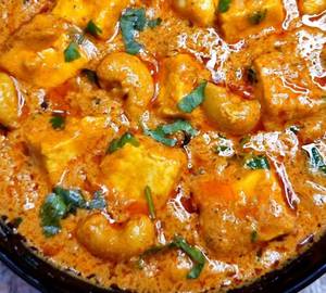 Paneer Kaju Butter Masala [500 ml container]