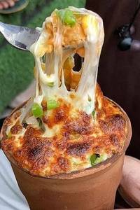 Sweet Corn Kulhad Pizza