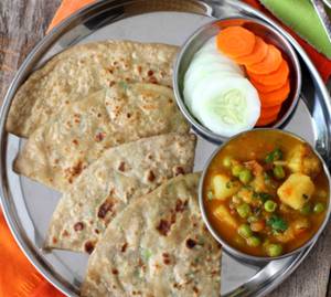 Aloo Matar + 2 Roti