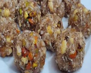 Dry Fruit Laddu