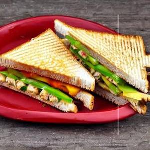 Veg cheese sandwich [grilled]