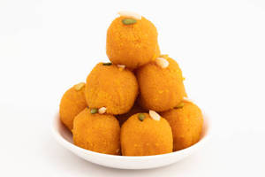 Besan Ladoo