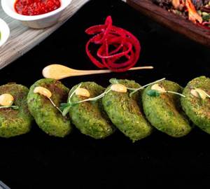 Hariyali Cheese Kebab - Serves 2