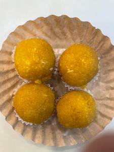Sada Motichur Ladoo 