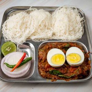Idiyappam Egg Roast