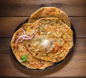 Aloo Paratha With Dahi (Tandoor) 