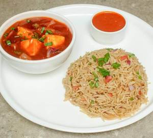Chilli Paneer with Fried Rice