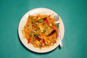 Veg Singapuri Noodles