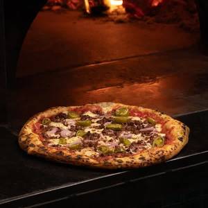 Lamb Rosemarino Pizza