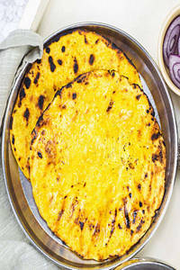Mungri(makki) Ki Roti