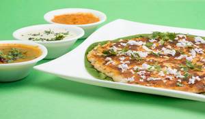 Mix Veg Uthappam (approx 12-14 Inch)