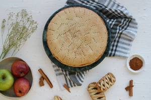 Apple Pie (320 Gm)
