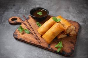 Asian Spring Rolls Veg [6 Pcs]