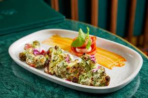 Cheese and Malai Broccoli