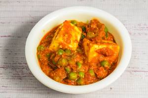 Mattar Paneer