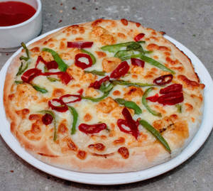 Spicy Paneer Pizza [Medium 9 Inches]
